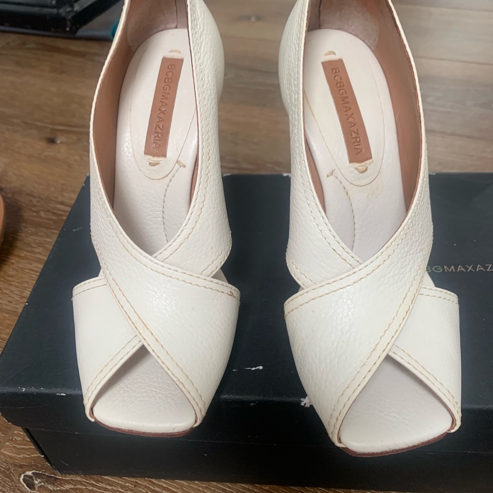 BCBG Maxazria Wedge